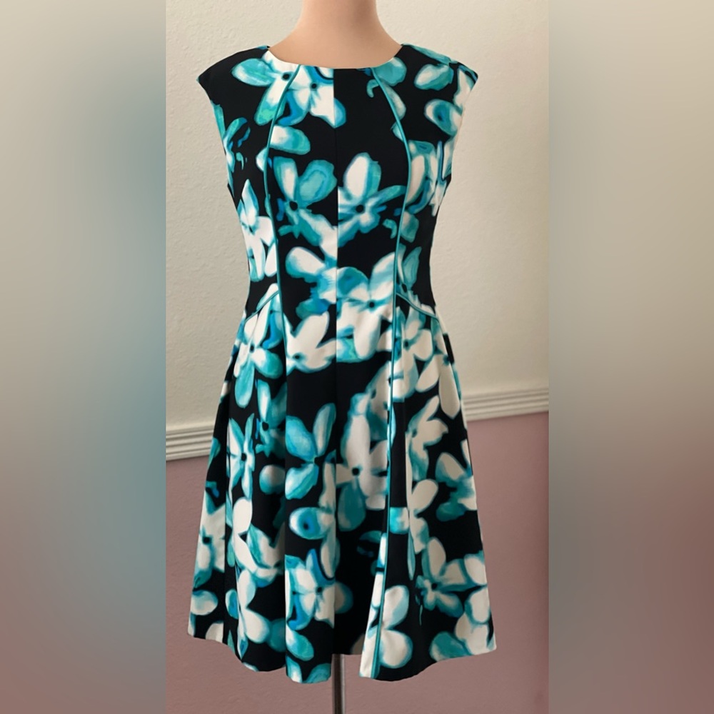 Established 1962 dress size 8